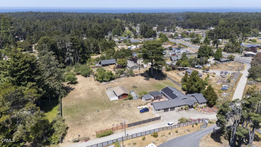 18900 Porterfield Lane Fort Bragg, CA 95437