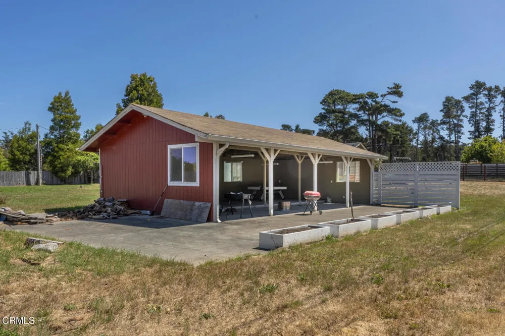 18900 Porterfield Lane Fort Bragg, CA 95437