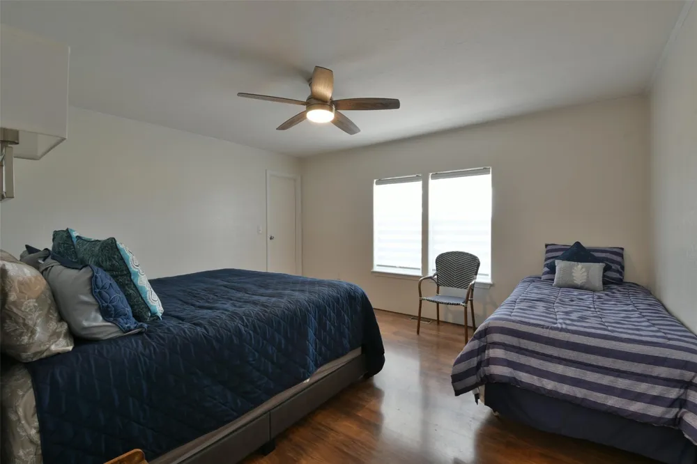 1974 County Road 404 Flatonia, TX 78941