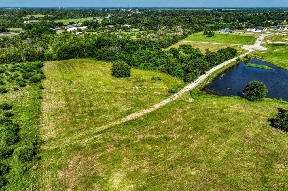 1554 Bluebonnet Ridge Dr Chappell Hill, TX 77426