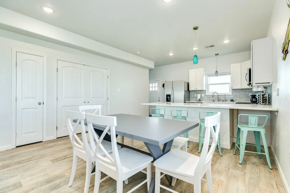 919 Blue Water Hwy Surfside Beach, TX 77541