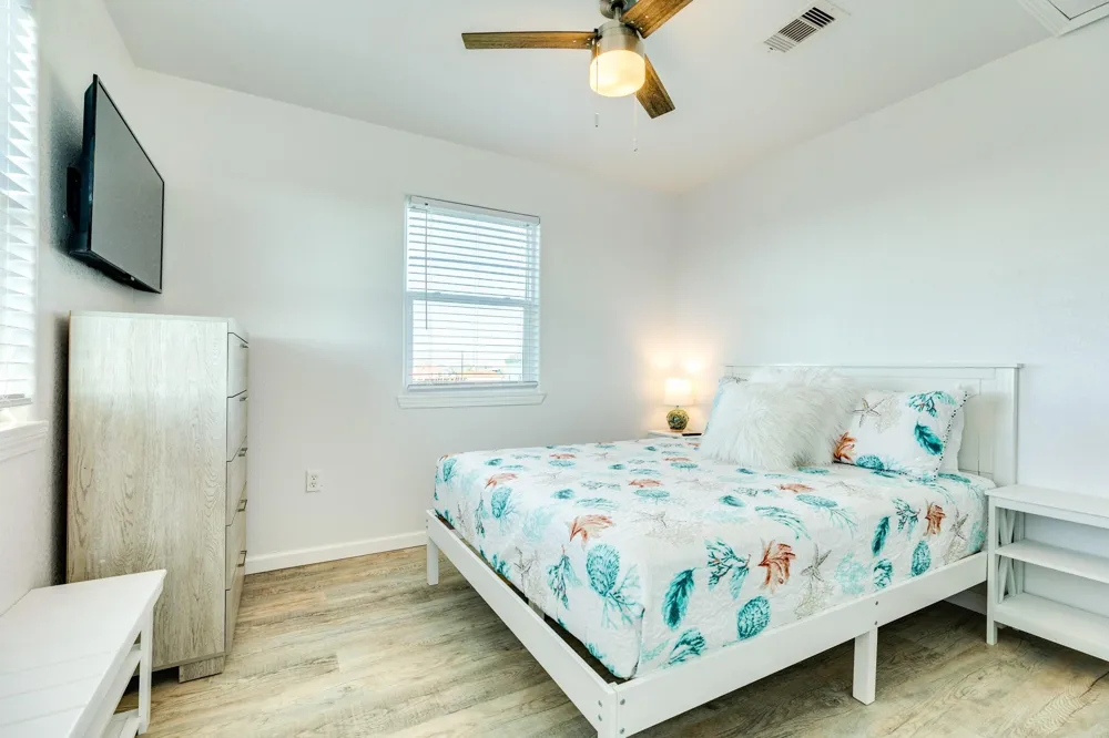 919 Blue Water Hwy Surfside Beach, TX 77541
