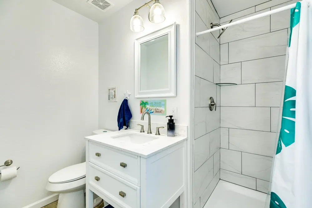 919 Blue Water Hwy Surfside Beach, TX 77541