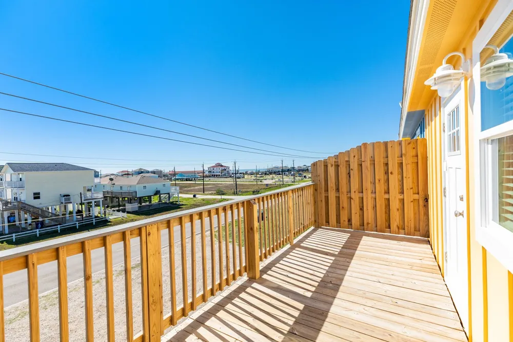 919 Blue Water Hwy Surfside Beach, TX 77541