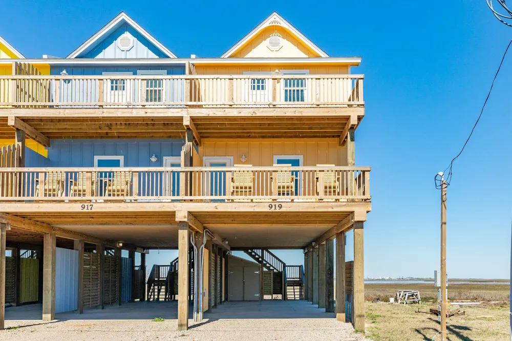 919 Blue Water Hwy Surfside Beach, TX 77541