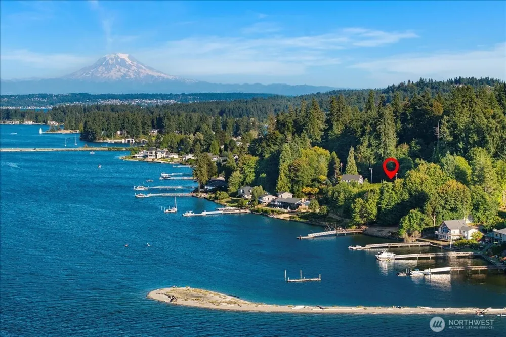 115 Bella Bella Drive Fox Island, WA 98333