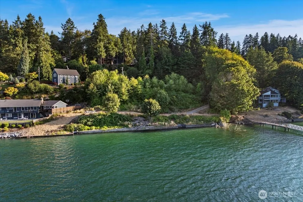 115 Bella Bella Drive Fox Island, WA 98333