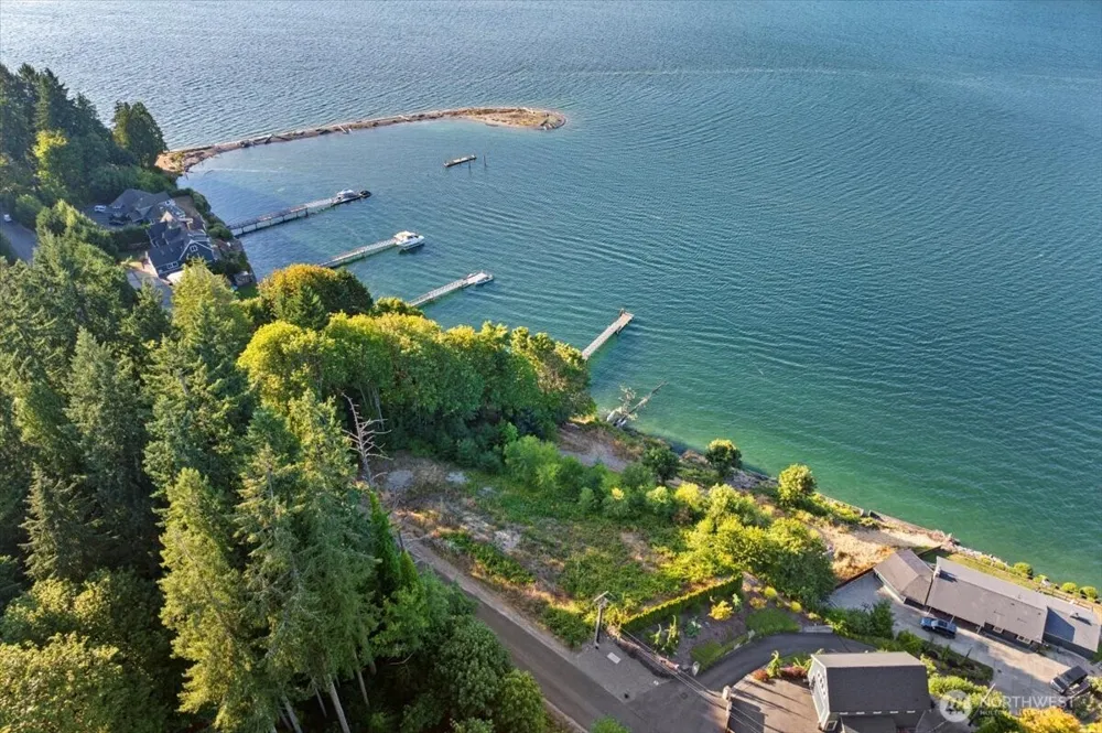 115 Bella Bella Drive Fox Island, WA 98333