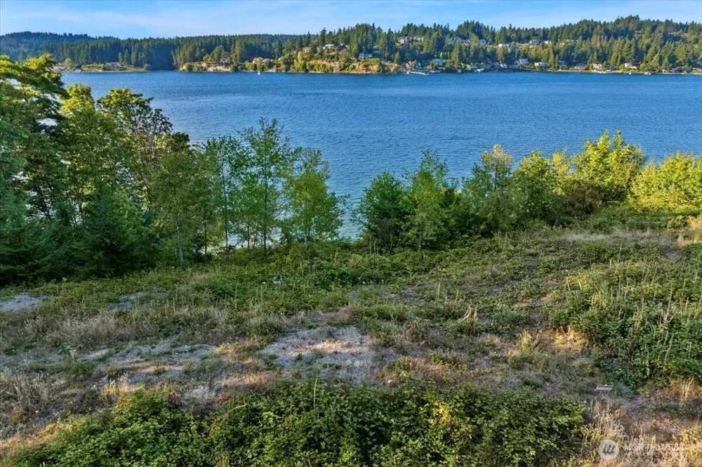 115 Bella Bella Drive Fox Island, WA 98333