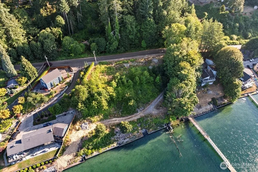 115 Bella Bella Drive Fox Island, WA 98333
