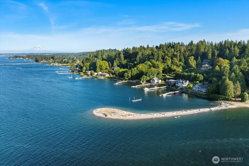 115 Bella Bella Drive Fox Island, WA 98333