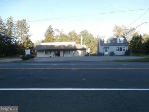 1666 ROUTE 206