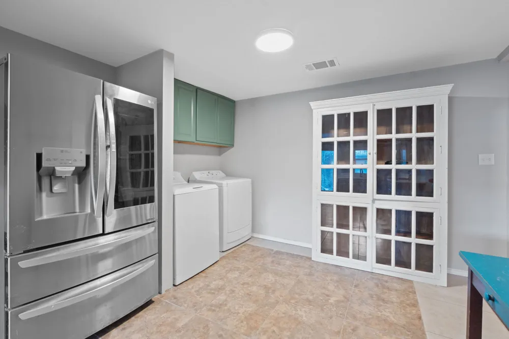 1013 Colorado Street Lockhart, TX 78644