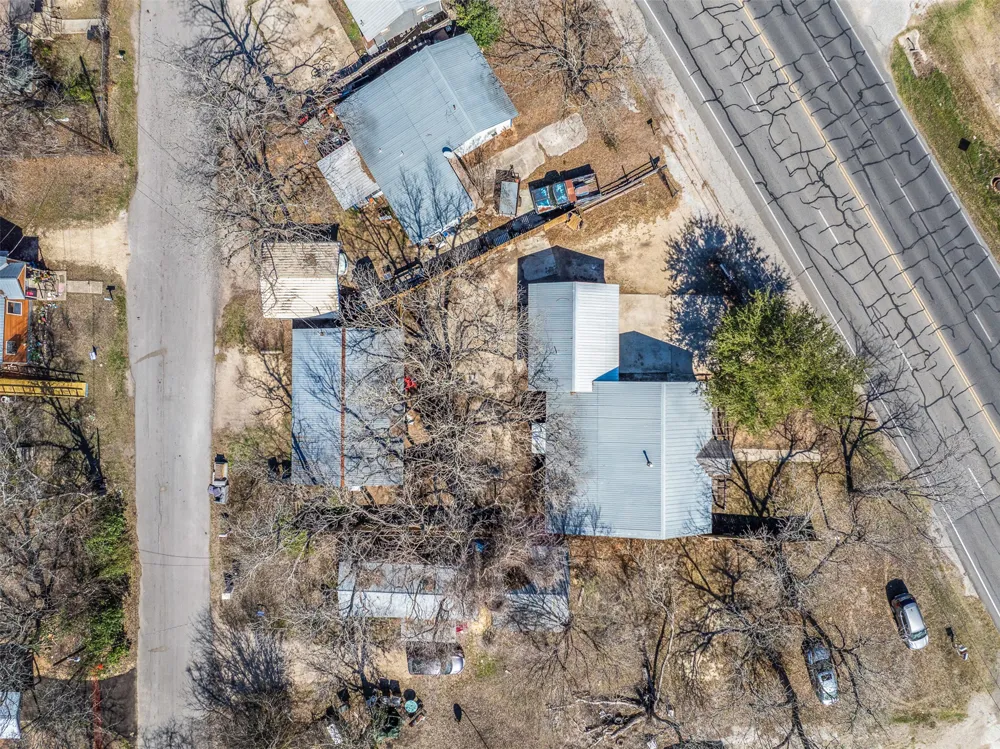 1013 Colorado Street Lockhart, TX 78644