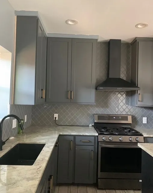 1013 Colorado Street Lockhart, TX 78644