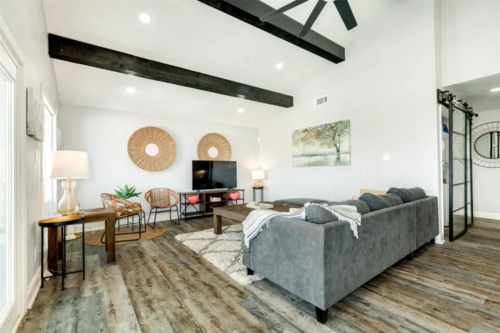 13108 John Reynolds Road Galveston, TX 77554