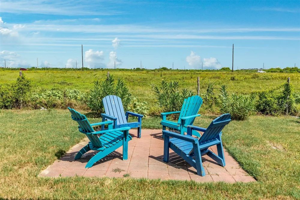 13108 John Reynolds Road Galveston, TX 77554