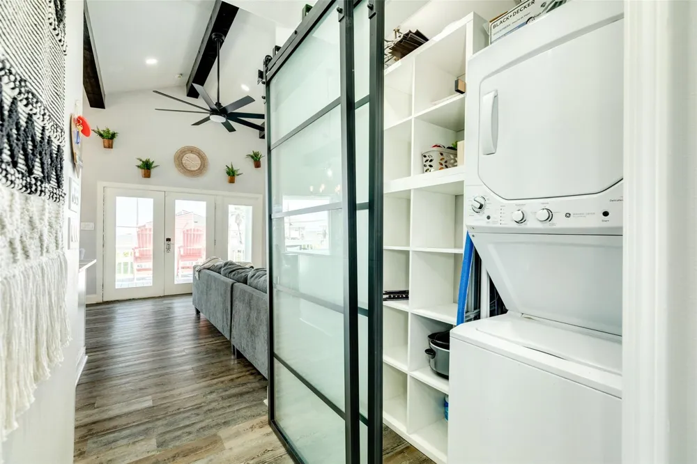 13108 John Reynolds Road Galveston, TX 77554