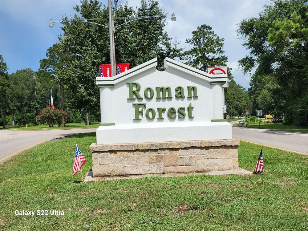 2751 N Colosseum Roman Forest, TX 77357