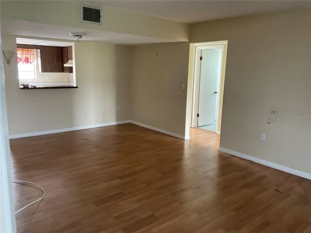 1011 LAKEVIEW DRIVE Sebring, FL 33870