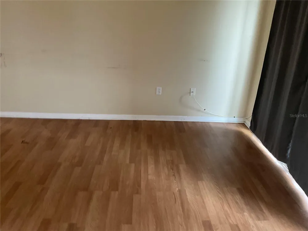 1011 LAKEVIEW DRIVE Sebring, FL 33870