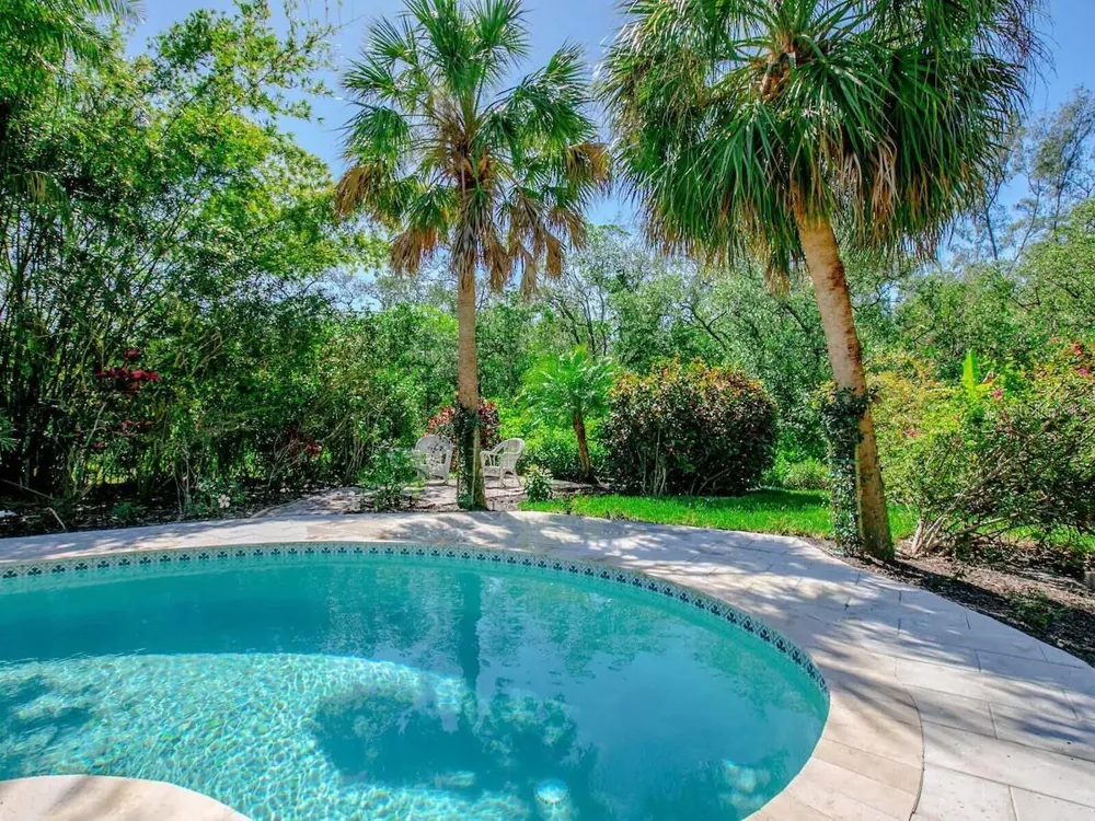 6979 LONGBOAT DRIVE S Longboat Key, FL 34228