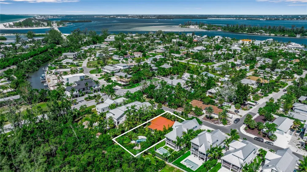 6979 LONGBOAT DRIVE S Longboat Key, FL 34228