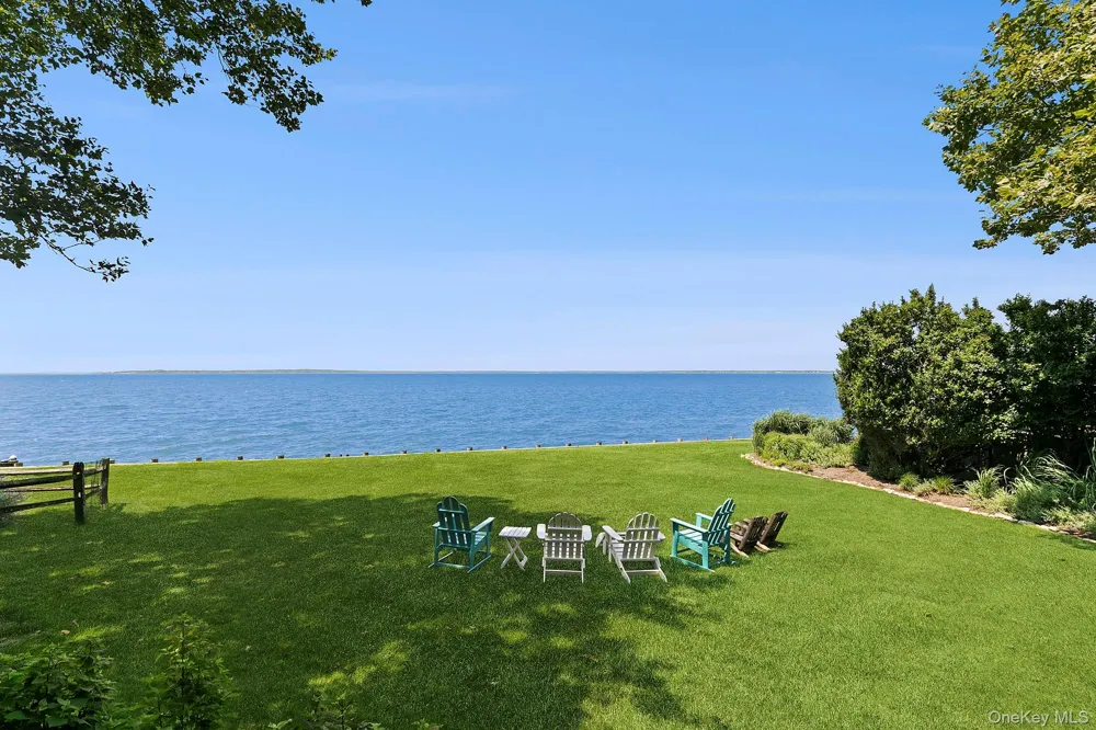 29 Bittersweet Lane Southampton, NY 11963