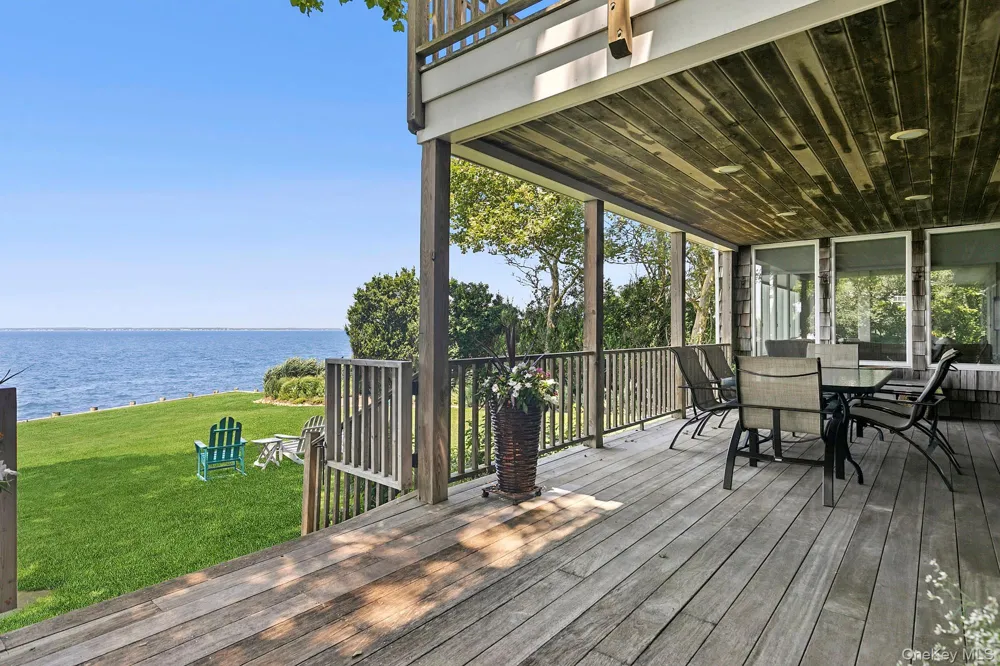 29 Bittersweet Lane Southampton, NY 11963