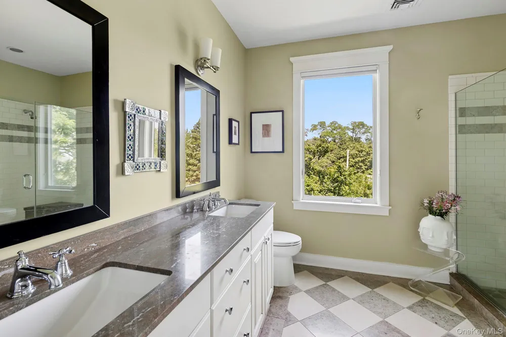 29 Bittersweet Lane Southampton, NY 11963