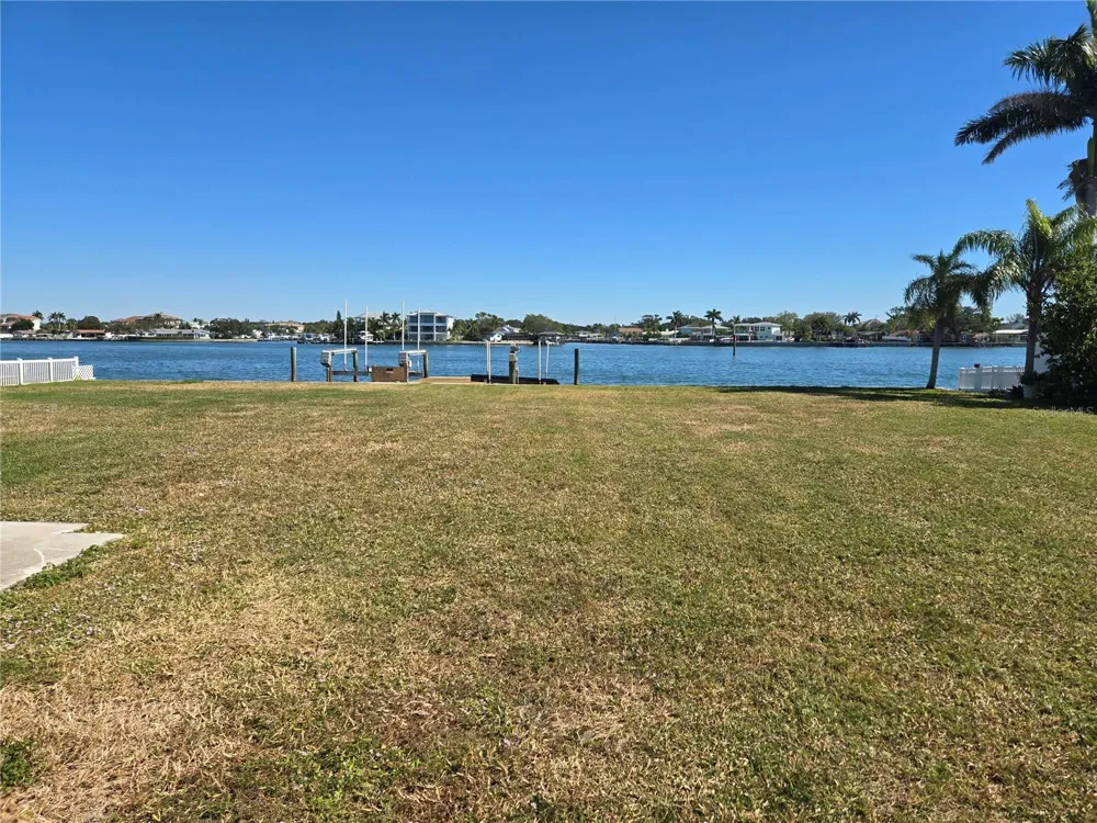 512 20TH AVENUE Indian Rocks Beach, FL 33785