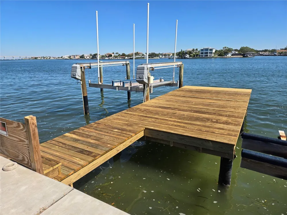 512 20TH AVENUE Indian Rocks Beach, FL 33785