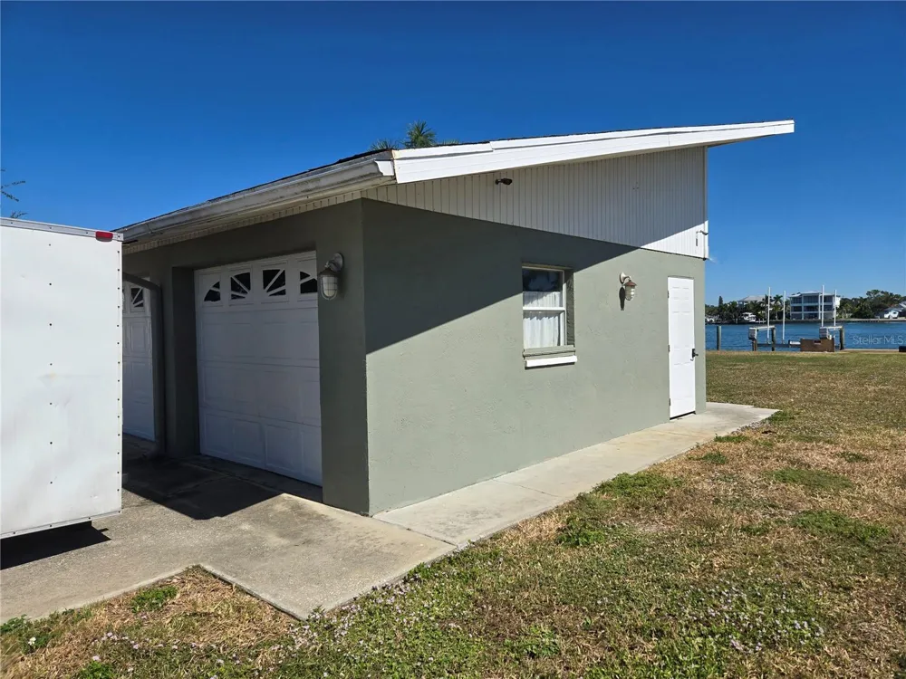 512 20TH AVENUE Indian Rocks Beach, FL 33785
