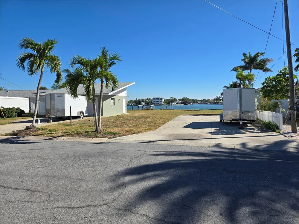 512 20TH AVENUE Indian Rocks Beach, FL 33785