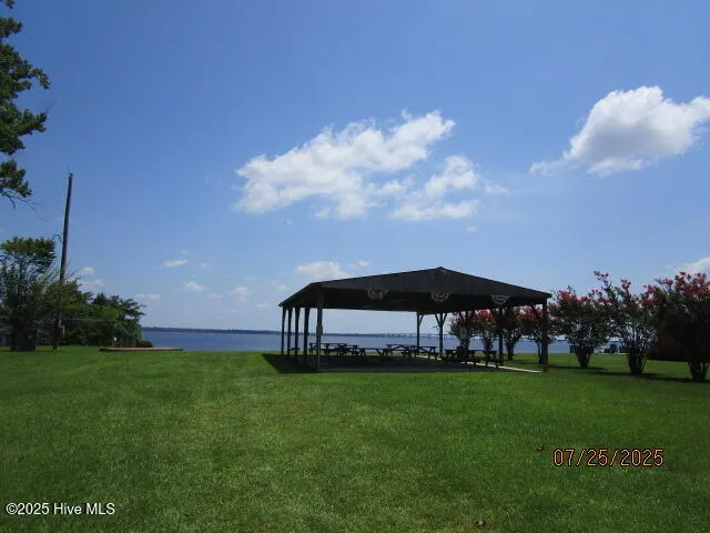 109 Swan View Merry Hill, NC 27957