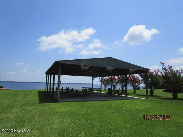 109 Swan View Merry Hill, NC 27957