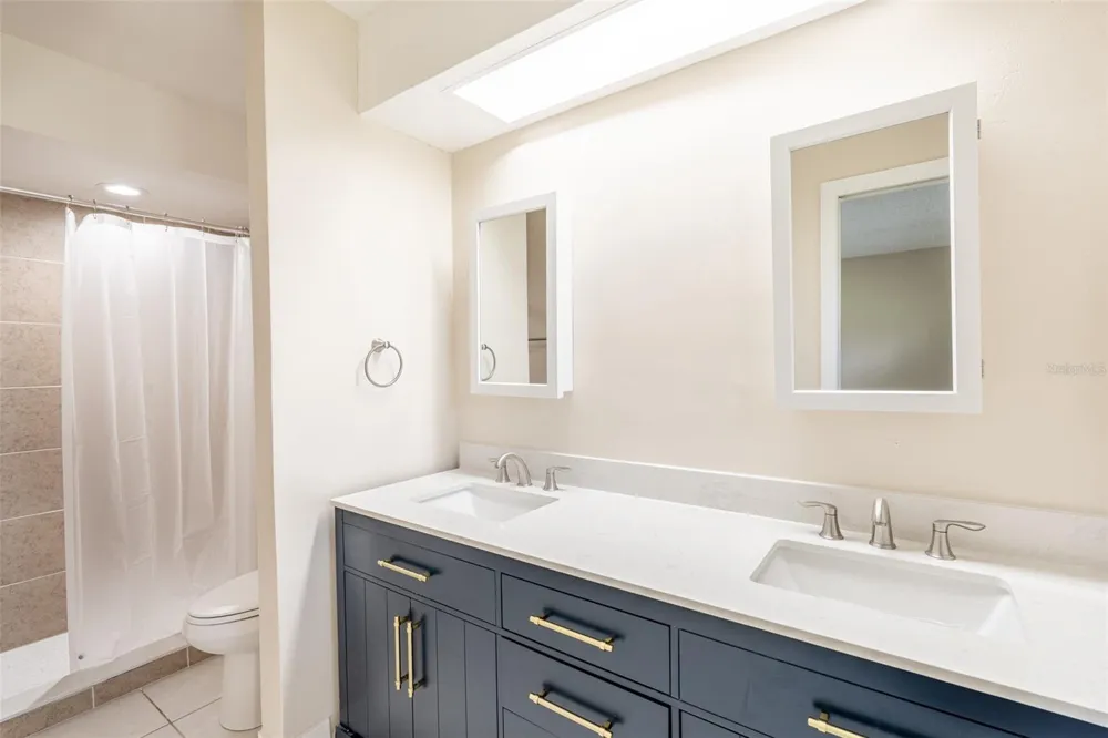 806 HIGHLAND DRIVE Altamonte Springs, FL 32701