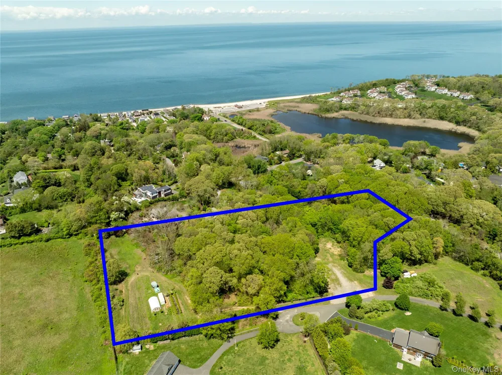 Pier Avenue Jamesport, NY 11901
