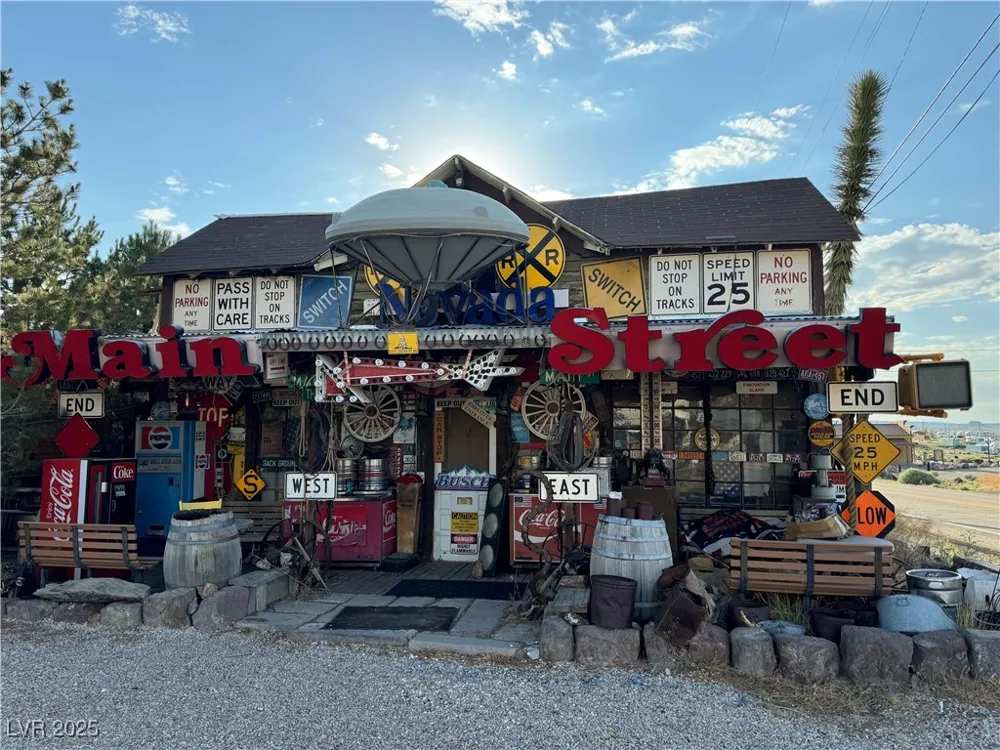 100 W Crook Avenue Goldfield, NV 89013