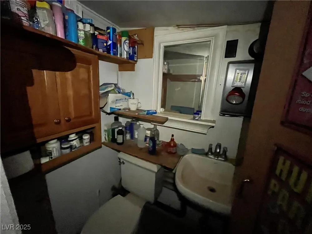100 W Crook Avenue Goldfield, NV 89013