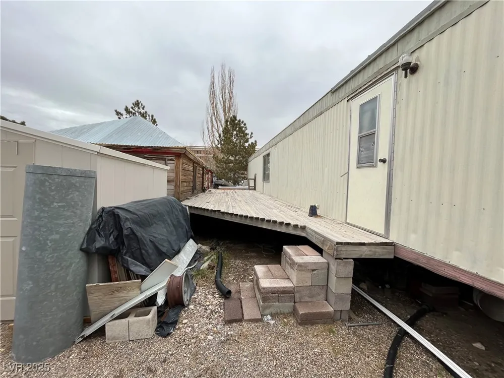 100 W Crook Avenue Goldfield, NV 89013