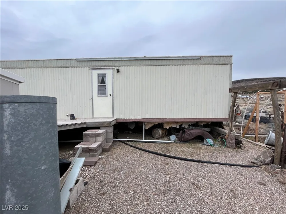 100 W Crook Avenue Goldfield, NV 89013