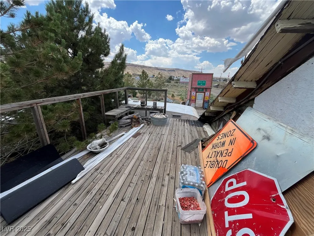 100 W Crook Avenue Goldfield, NV 89013
