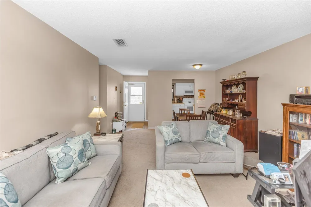 706 E MINNESOTA AVENUE #C Deland, FL 32724