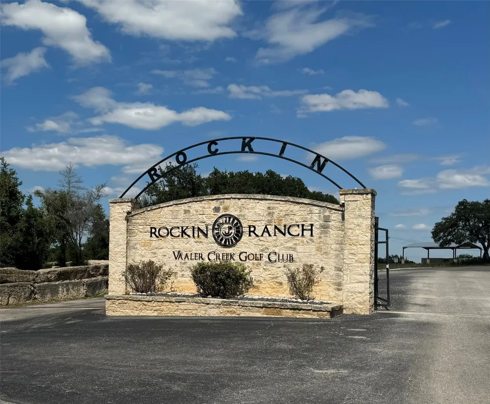 113 John Bird Street Blanco, TX 78606