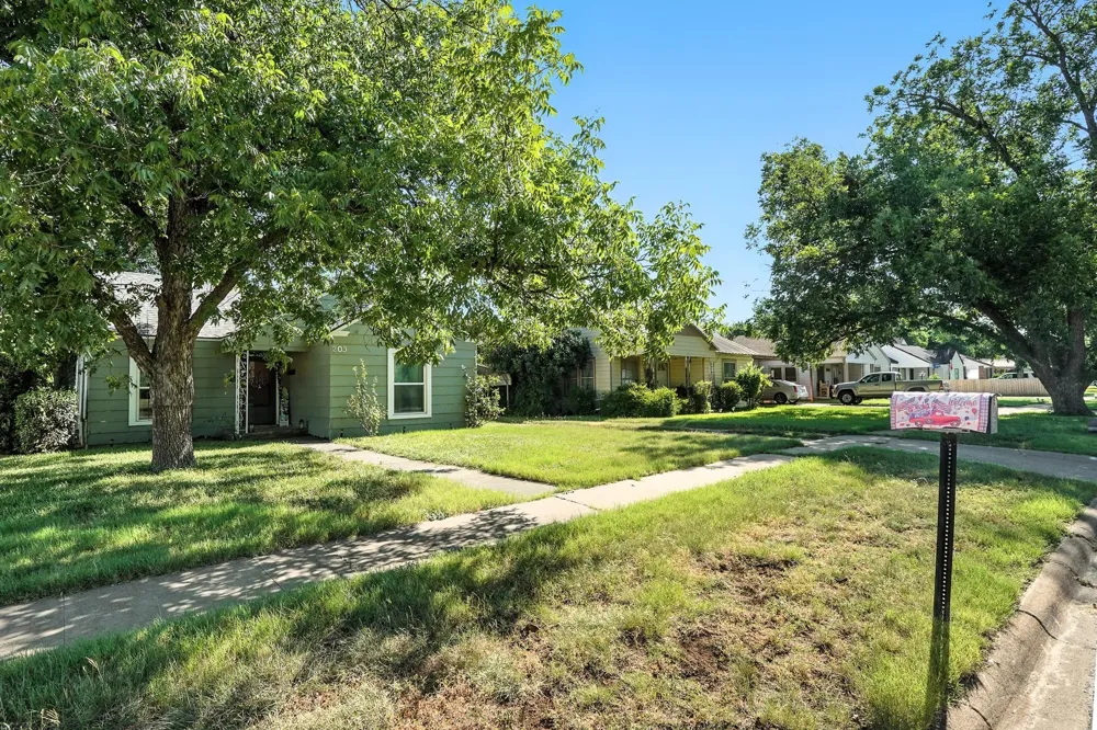 203 Miami Street Coleman, TX 76834