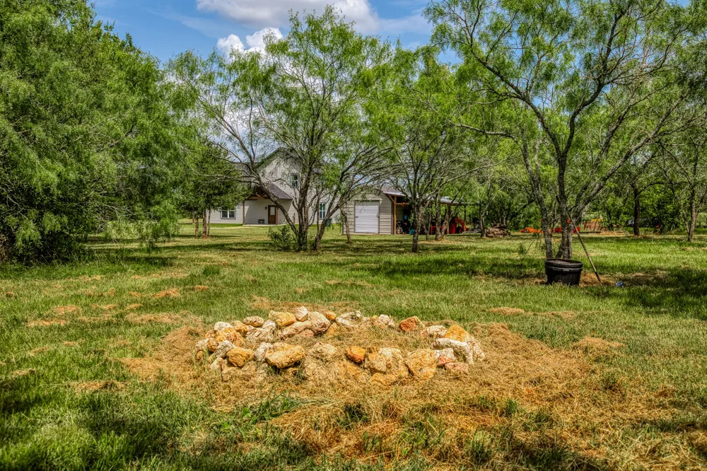 9159 FM 1362 Caldwell, TX 77836