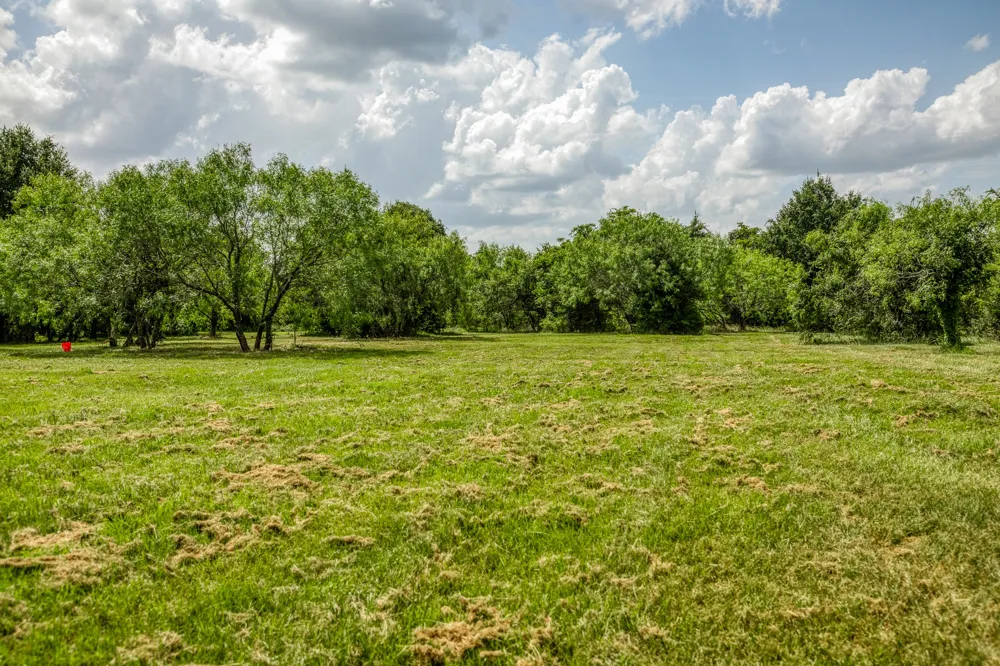 9159 FM 1362 Caldwell, TX 77836