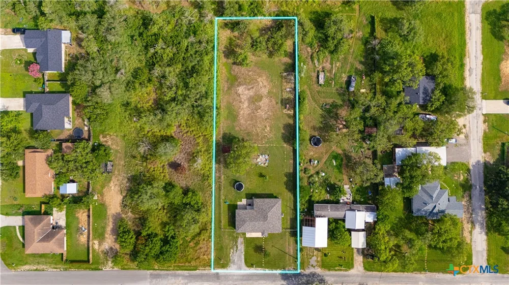 505 Olive Street Jourdanton, TX 78026