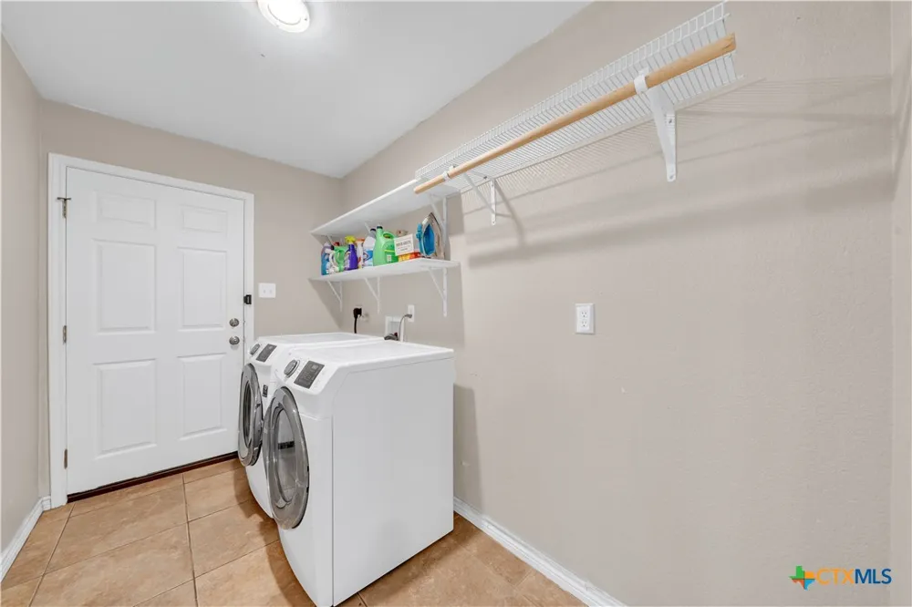 505 Olive Street Jourdanton, TX 78026